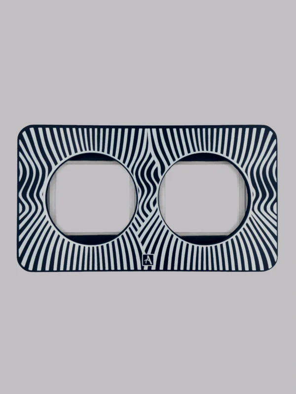 op-art ramka podwójna 2 3d vasarely dekor włącznik kontakt elektryczny op-art ramka paski czarno białe iluzja design dekor fala optyka fala plus ars