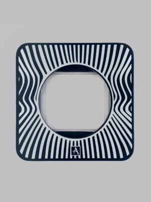 3d vasarely dekor włącznik kontakt elektryczny op art ramka włącznik wlacznik paski czarno białe iluzja design dekor fala optyka fala plus ars